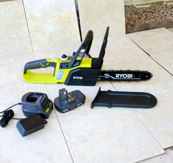 RYOBI 18V Chainsaw 10in. with Battery and Charger