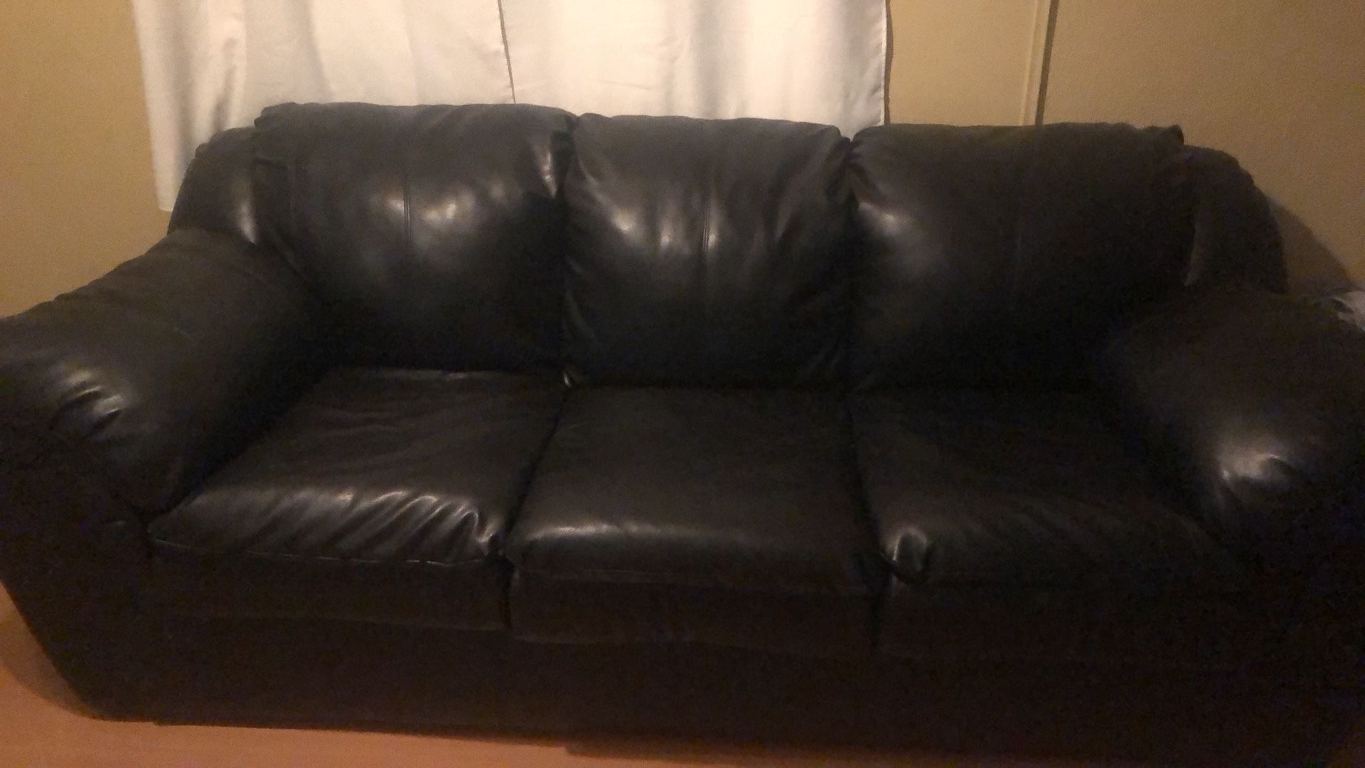 Black Leather Couch 
