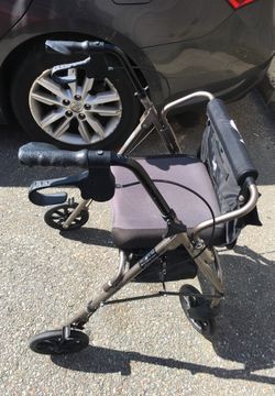 Handicap Chair with brakes