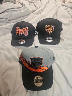 Caps