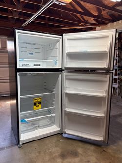 BRAND NEW Frigidaire 20 Cu Ft GARAGE-READY Refrigerator – $500 ($849 Retail!)