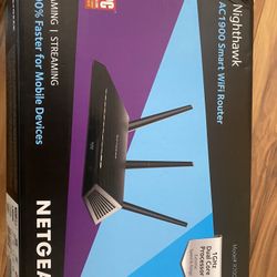NETGEAR Smart WiFi Router
