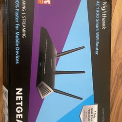 NETGEAR Smart WiFi Router