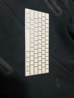 Apple Magic Keyboard (2015)