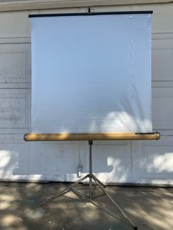 Vintage tripod projector screen