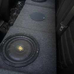 2x Kicker 10’s With Box
