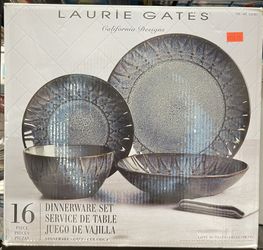 Dinnerware Set