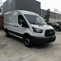 2018 Ford Transit 250
