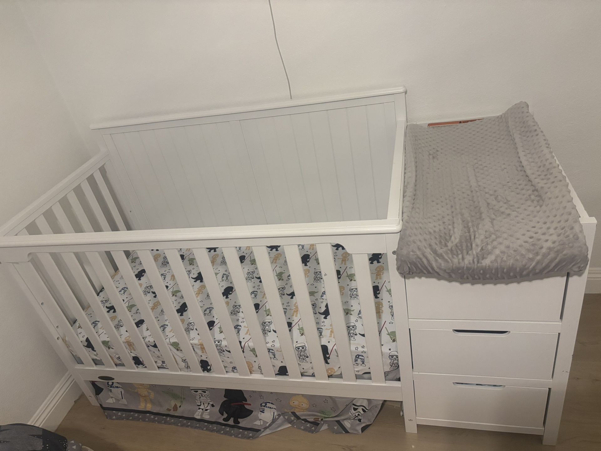 Baby Crib/Changing Table