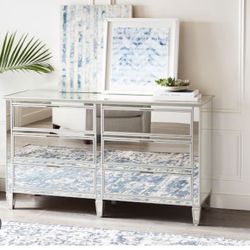 Dresser And Night Stands 