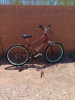 Schwinn Suburban Sport 7spd Aluminum 28" Nice Bike Tires+tubes Are good