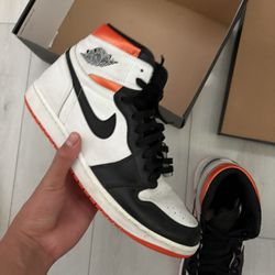 Size 11.5 Mens Jordan 1 High Electro Orange