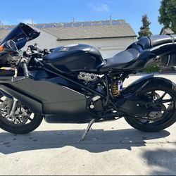 2005 Ducati 759