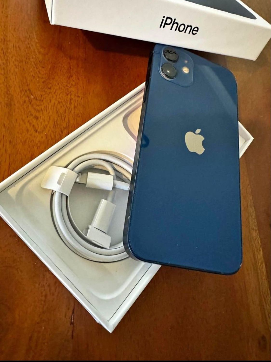 🥵iPhone 12 Great Condition 🥵