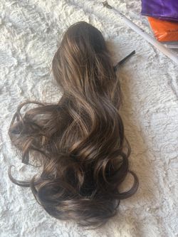 16” Drawstring Ponytail Extension In Med Brown