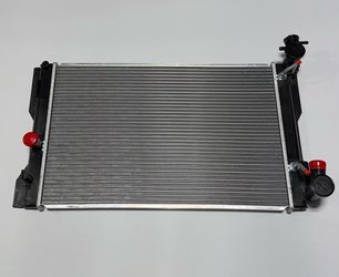 2009 to 2017 Toyota Corolla 1.8L Automatic Transmission Replacement Radiator