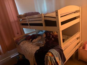 Kids bunk bed (read description)