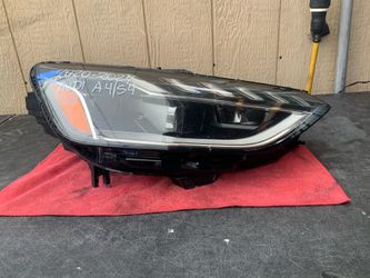 2020 2021 2022 2023 2024 AUDI A4/S4 RIGHT SIDE HEADLIGHT OEM USED