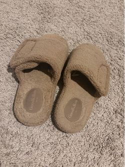 Goodfellow Slides Size 11