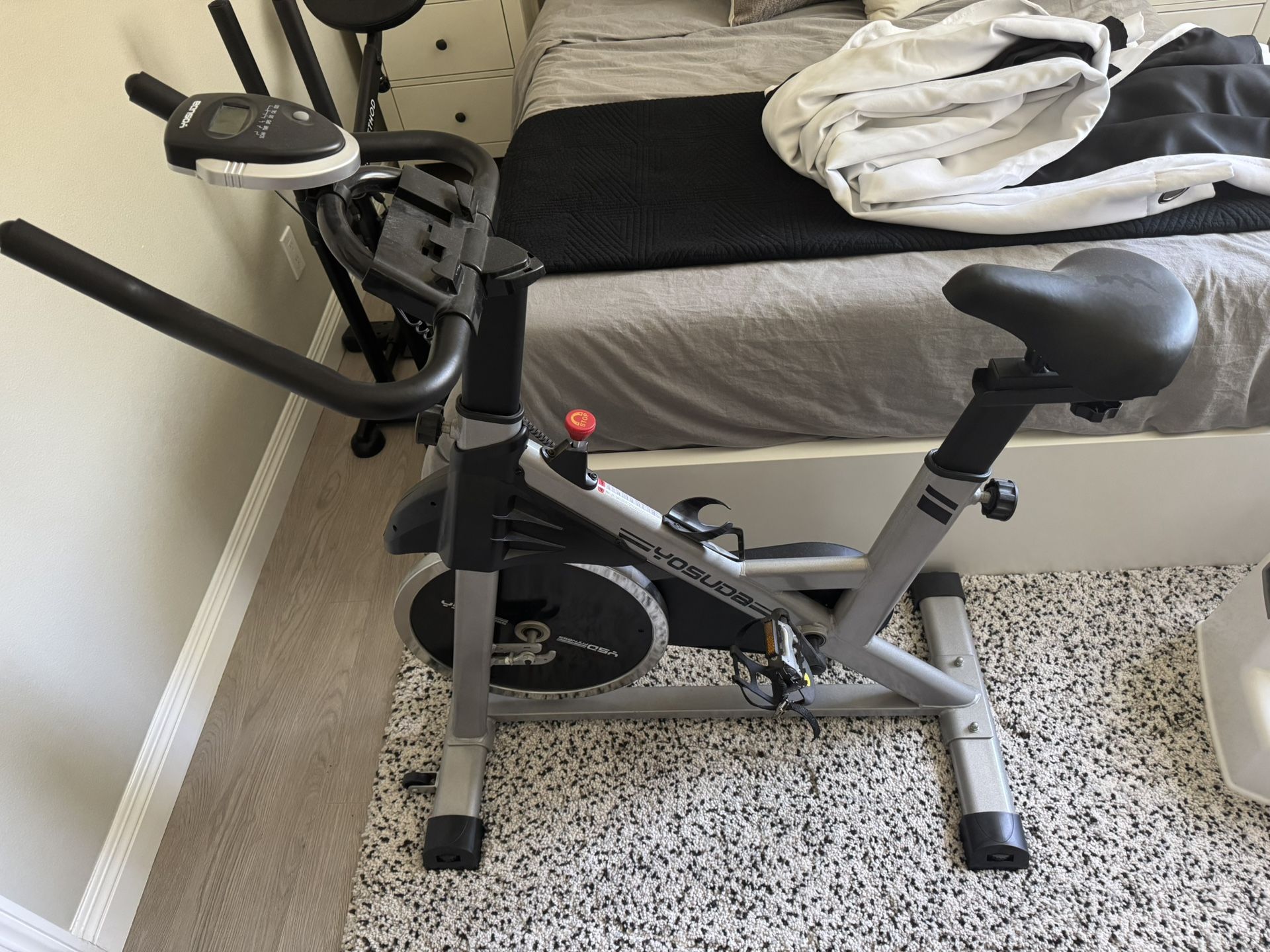 Stationary Exercise Bike