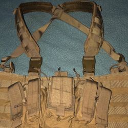 Magazine (s) Carrier 
