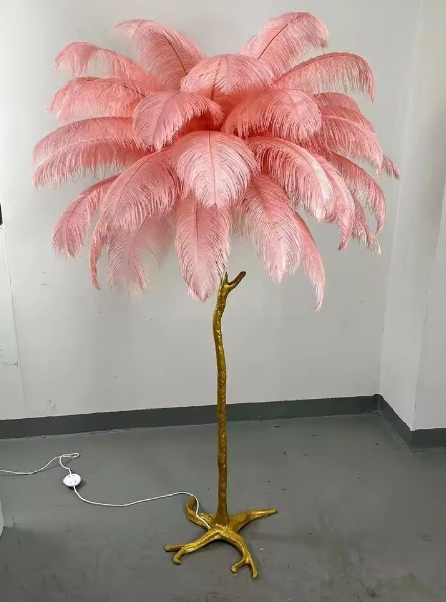 Ostrich Lamp Pink