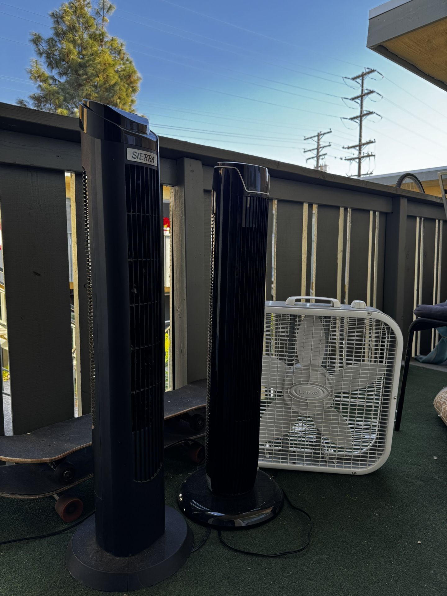 Quiet Set Oscillating Tower Fan