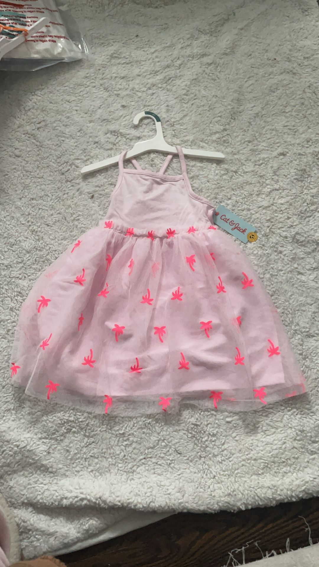 NEW 4T Dress