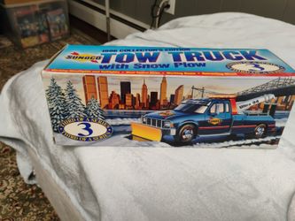 1996 Collector's Edition Sunoco Tow Truck With Snow Plow Has Headlights Tail Lights Siren Working Boom And Retracting  Winch