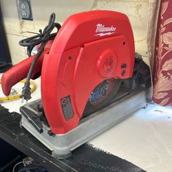 Milwaulkee Shop Saw 