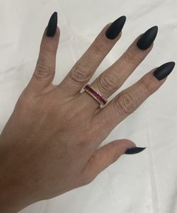 Ring yellow gold 14k. Pink stones