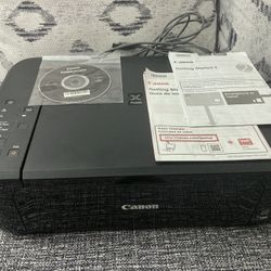 Canon Pixma Printer MG3600 Used CD Instructions Cables Included
