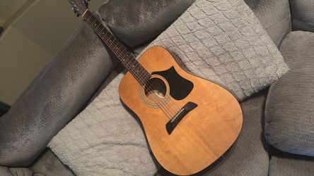 Acoustic Guitar