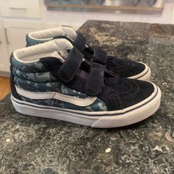 Vans For Boys Size 2