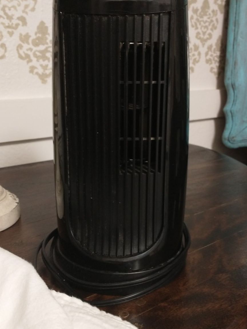 Bionaire Mini Tower Fan 2speed