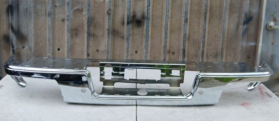 2015-2020 Chevy Colorado Rear Bumper Cover OEM