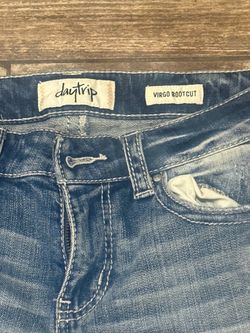 Daytrip Virgo Bootcut Jeans size 28