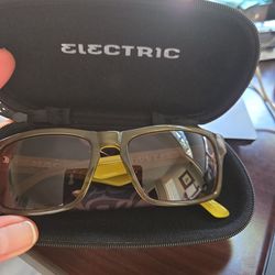 Electric Polarized Sunglasses – Olive Frame – Like New