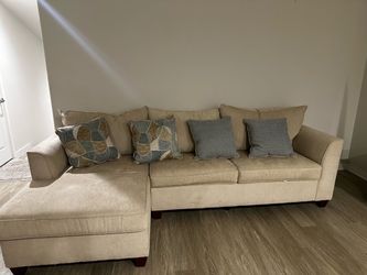 Sectional couch