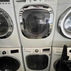 LG Washer and Dryer Set w/ Square Door