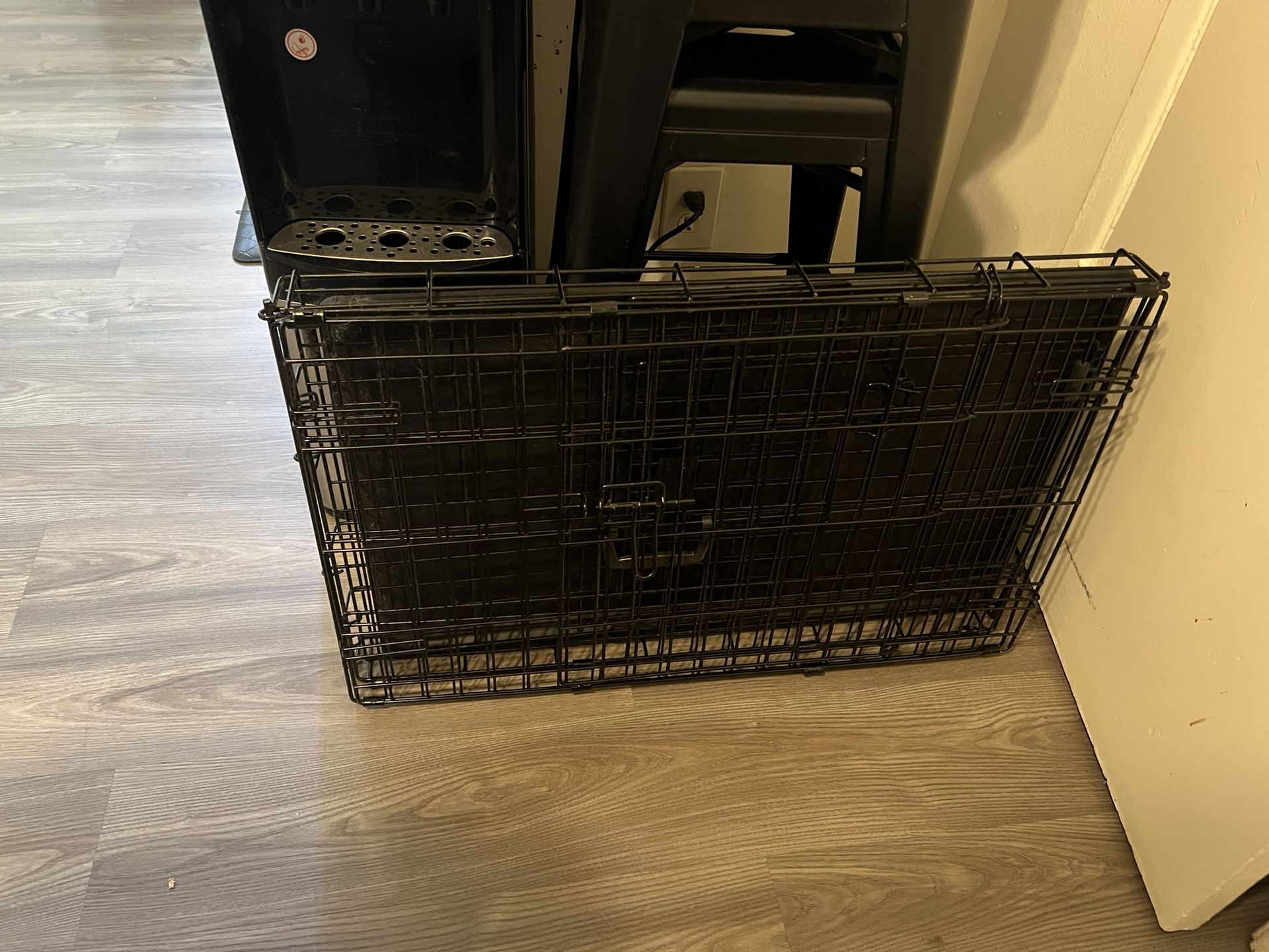 30x19 Dog Kennel Pick Up Baldwin Hills