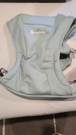 Baby Carrier Bundle – Boba Wrap + Ergobaby Embrace
