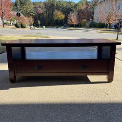 Pottery Barn Coffee Table 