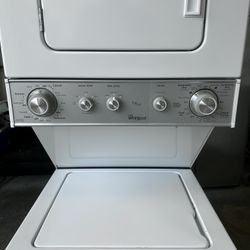 Washerad Dryer stackable Whirlpool 24" (FREE DELIVERY & INSTALLATION) 2 months Warranty