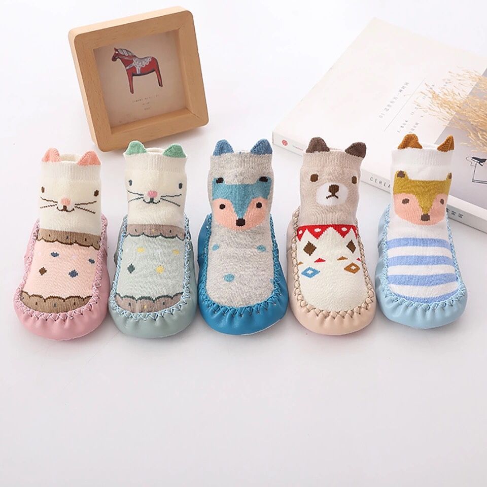 NWT baby leather sole non- slip floor socks 5 pairs bundle