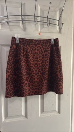 Leopard print skirt size M