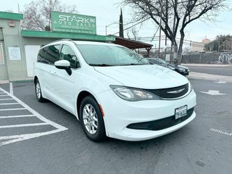 2021 Chrysler Voyager