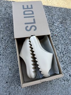 Adidas Yeezy Slide Bone (2022/2023) Sizes 4-14 New