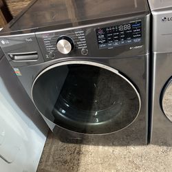 LG Washer 4.5cu Ft Used