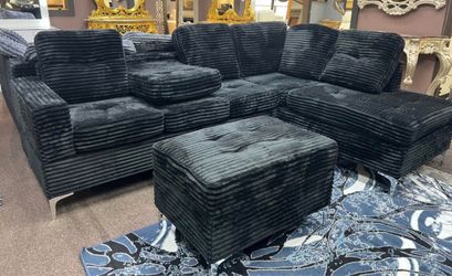 NEW SECTIONAL SOFA AND OTTOMAN WITH FREE DELIVERY PAY ON DELIVERY